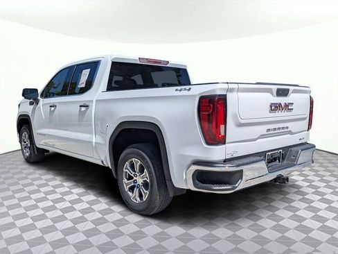 Used 2025 GMC Sierra 1500 SLT image 6