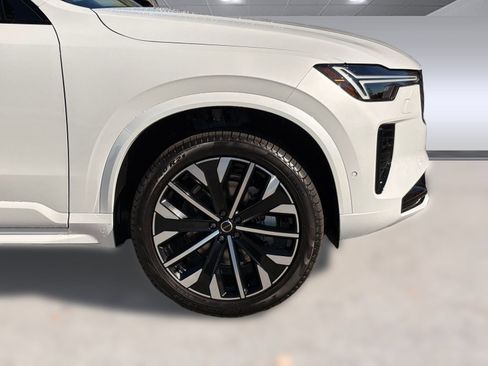 New 2026 Volvo XC90 B6 Ultra w/ Protection Package image 11