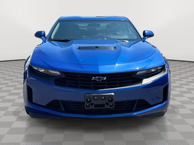 Used 2023 Chevrolet Camaro LT RWD image 2