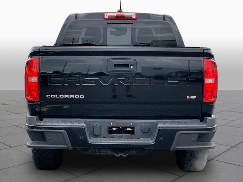 Used 2022 Chevrolet Colorado Z71 w/ Z71 Midnight Edition AWD/4WD image 5