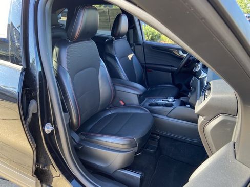 Used 2025 Ford Escape ST-Line FWD image 25