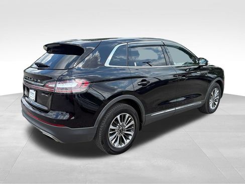 Used 2019 Lincoln Nautilus Select AWD/4WD image 5