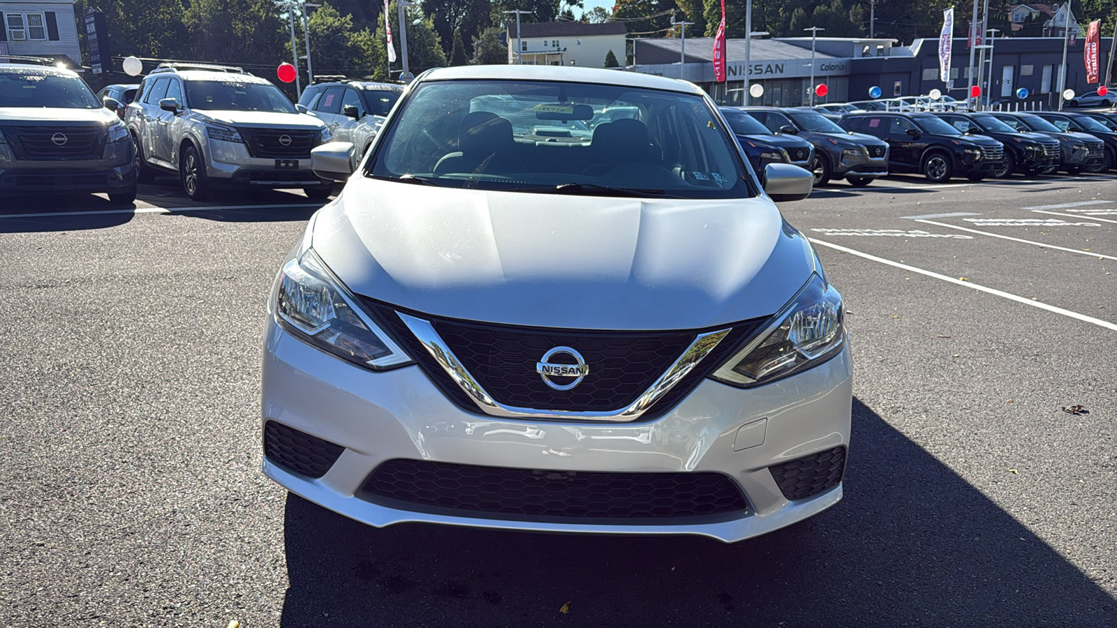 Used 2017 Nissan Sentra SV FWD image 2