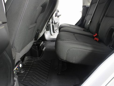 Used 2020 Jeep Wrangler Unlimited Sahara image 16