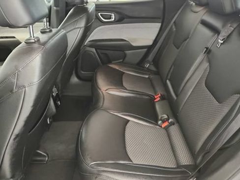 Used 2024 Jeep Compass Latitude AWD/4WD image 21