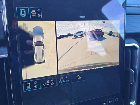 New 2025 GMC Acadia Elevation image 24