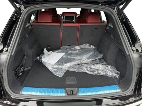 New 2026 Audi SQ5 Premium Plus AWD/4WD image 17