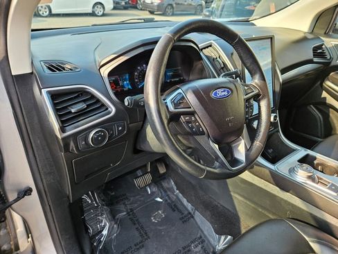 Used 2022 Ford Edge SEL image 26