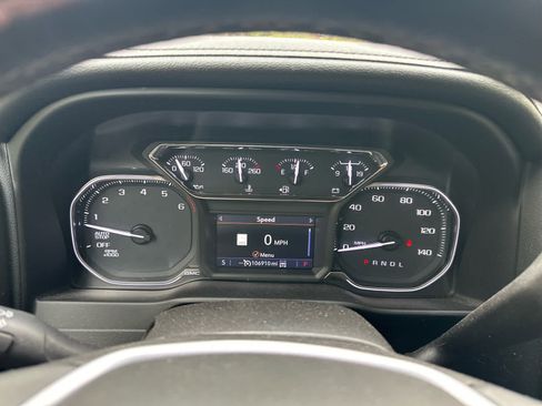 Used 2021 GMC Sierra 1500 SLT w/ SLT Convenience Package AWD/4WD image 11