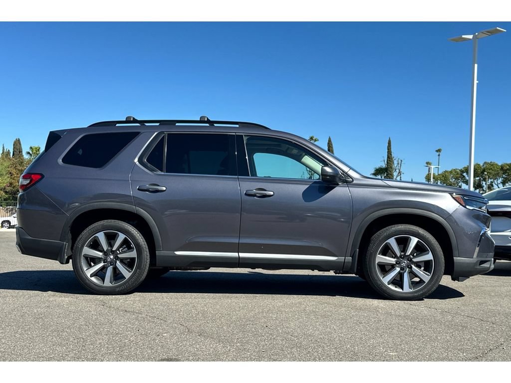 Used 2024 Honda Pilot Elite image 7