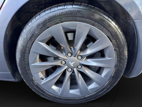 Used 2020 Tesla Model S Long Range Plus AWD/4WD image 23