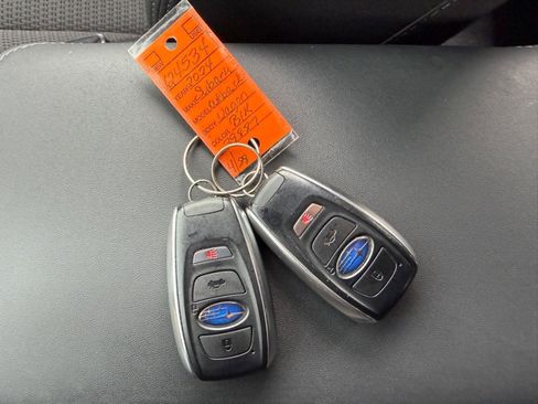 Used 2024 Subaru Outback Premium AWD/4WD image 39