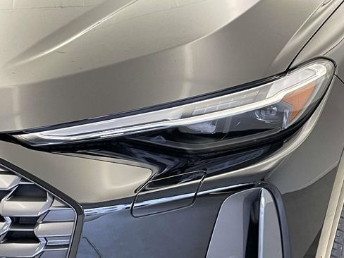 New 2025 Audi Q5 Premium Plus image 15