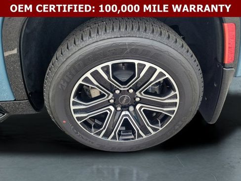Used 2026 Jeep Grand Wagoneer 2WD w/ Premium Group I image 9