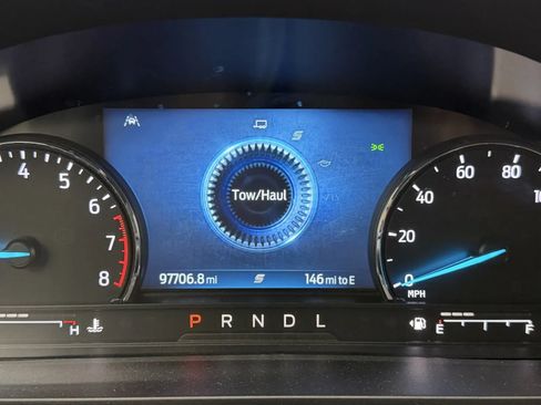 Used 2021 Ford Explorer XLT AWD/4WD image 11
