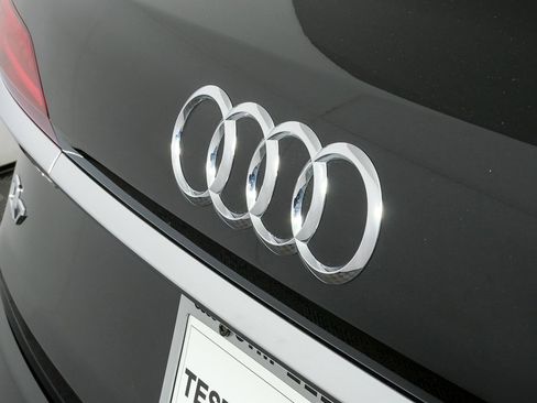 Used 2023 Audi Q7 2.0T Premium w/ Towing Package image 36