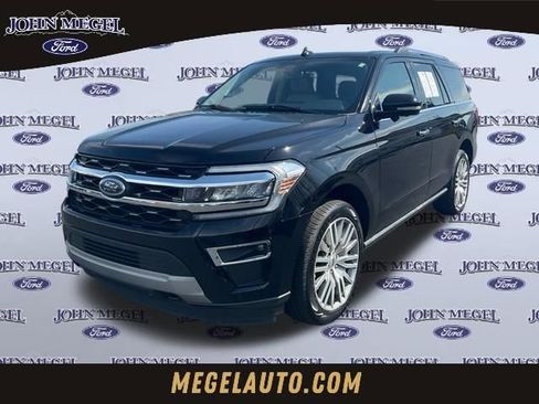 Used 2023 Ford Expedition Limited image 1