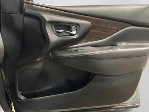 Used 2023 Nissan Murano Platinum image 40