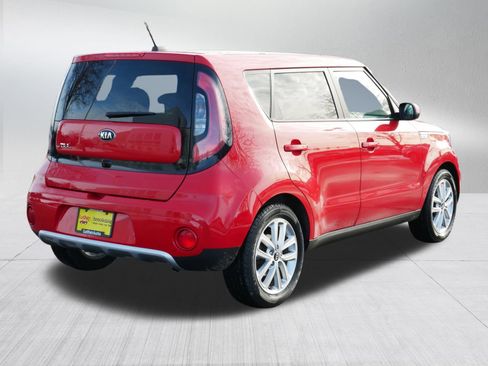 Used 2018 Kia Soul + image 7