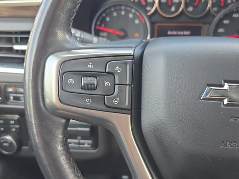 Used 2021 Chevrolet Suburban Z71 w/ Luxury Package AWD/4WD image 14