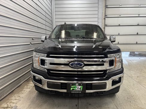 Used 2019 Ford F150 XLT image 2