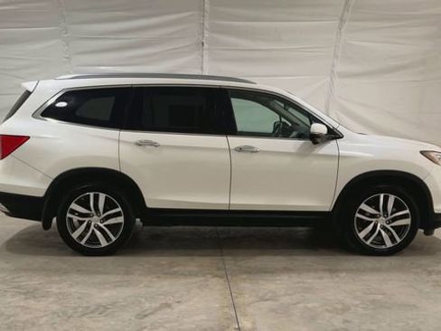 Used 2016 Honda Pilot Touring image 5