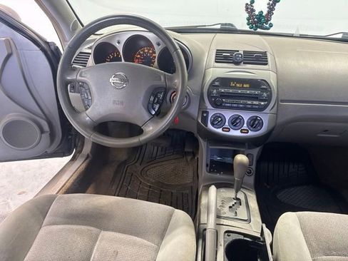 Used 2003 Nissan Altima 3.5 SE FWD image 20