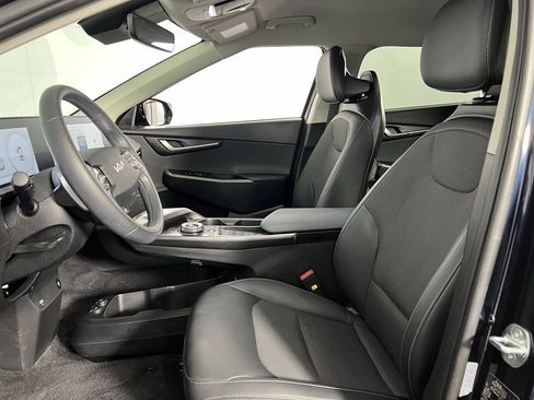 Used 2024 Kia EV6 Light image 25