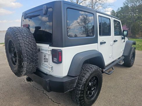 Used 2017 Jeep Wrangler Willys Wheeler image 6