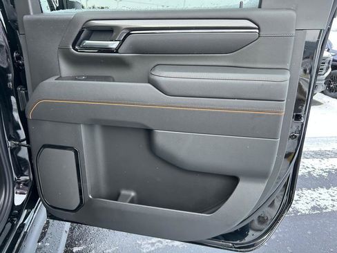 New 2026 GMC Sierra 2500 AT4 w/ LPO, Black Badging Package image 16