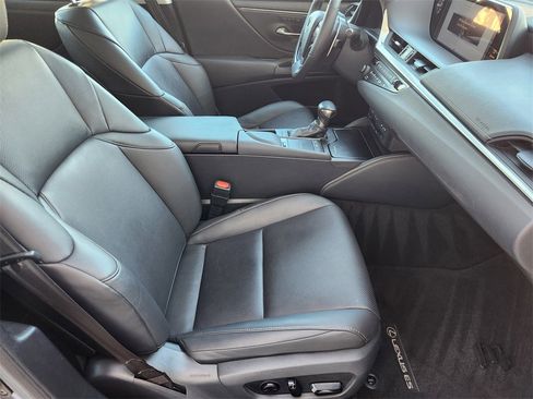 Used 2019 Lexus ES 350 image 14