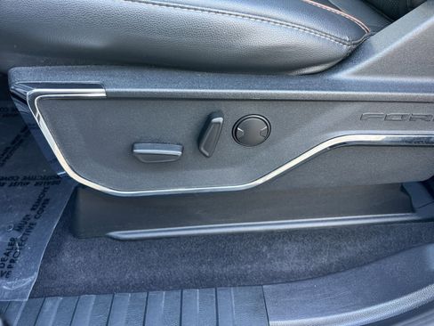 Used 2023 Ford F150 Lariat image 14