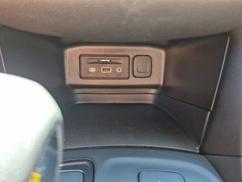 Certified 2024 Chevrolet Equinox RS AWD/4WD image 23