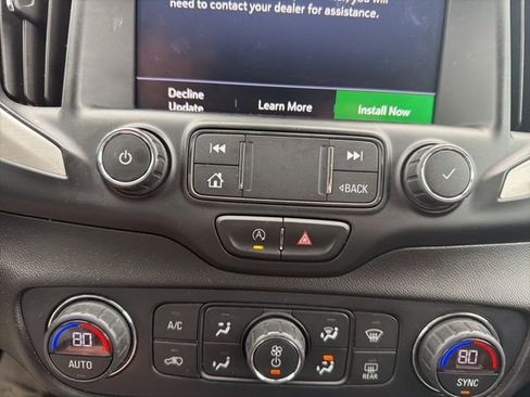 Used 2022 GMC Terrain SLT image 29