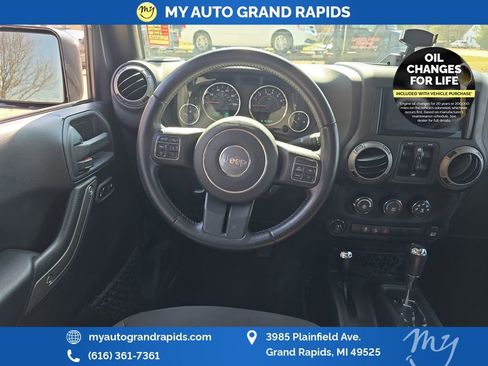 Used 2016 Jeep Wrangler Unlimited Sport w/ Quick Order Package 24S AWD/4WD image 13