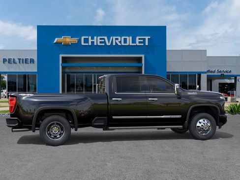 New 2026 Chevrolet Silverado 3500 High Country w/ High Country Premium Package AWD/4WD image 5