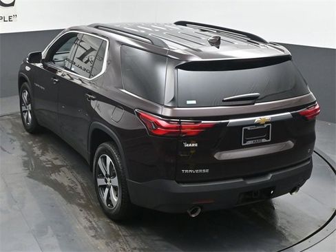 Used 2023 Chevrolet Traverse LT w/ LT Premium Package image 40