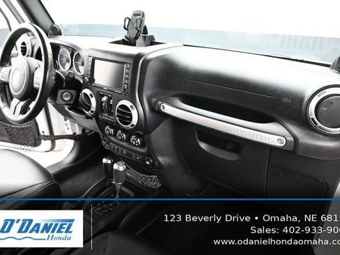 Used 2013 Jeep Wrangler Unlimited Sahara w/ Trailer Tow Group AWD/4WD image 41