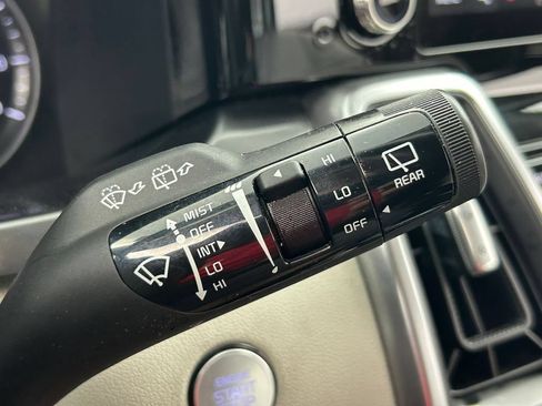 Used 2023 Kia Sorento S FWD image 29