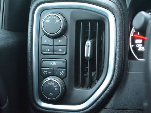 Used 2019 Chevrolet Silverado 1500 LT image 19