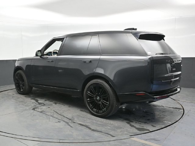 Used 2023 Land Rover Range Rover Long Wheelbase Autobiography AWD/4WD image 2