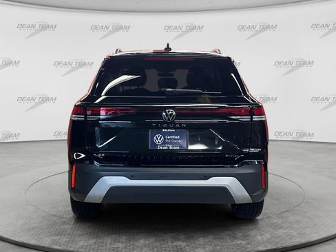 Certified 2025 Volkswagen Tiguan SE w/ Panoramic Sunroof Package AWD/4WD image 6