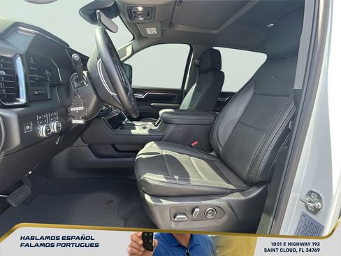 Used 2025 GMC Sierra 3500 Denali w/ Denali Reserve Package AWD/4WD image 12