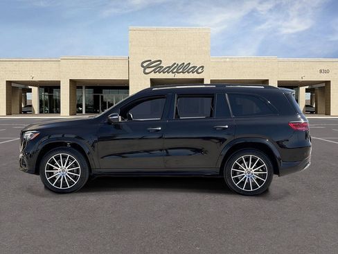 Used 2025 Mercedes-Benz GLS 450 4MATIC image 8
