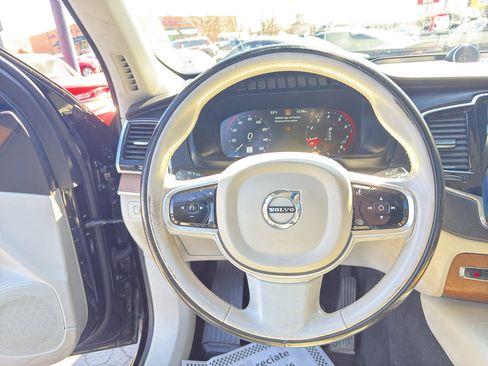 Used 2016 Volvo XC90 T6 Inscription w/ Vision Package image 25