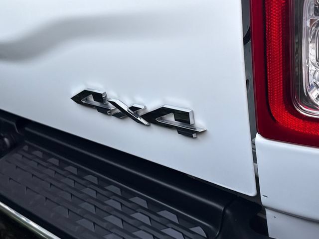 Used 2024 RAM 2500 Big Horn AWD/4WD image 6