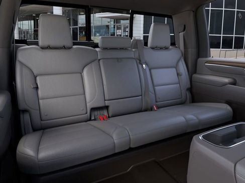 New 2026 GMC Sierra 2500 SLT w/ SLT Premium Package image 17