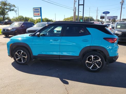 Used 2021 Chevrolet TrailBlazer RS w/ Convenience Package image 2