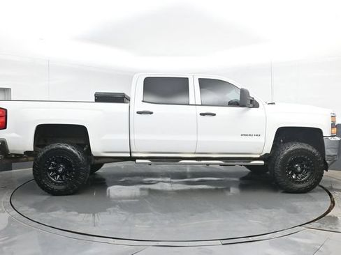 Used 2015 Chevrolet Silverado 2500 LT AWD/4WD image 15