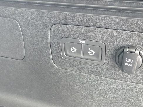 Used 2024 Kia Sorento EX w/ Panoramic Sunroof Package FWD image 12